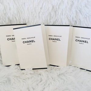 🎉HP🎉 Chanel Deauville Bundle
